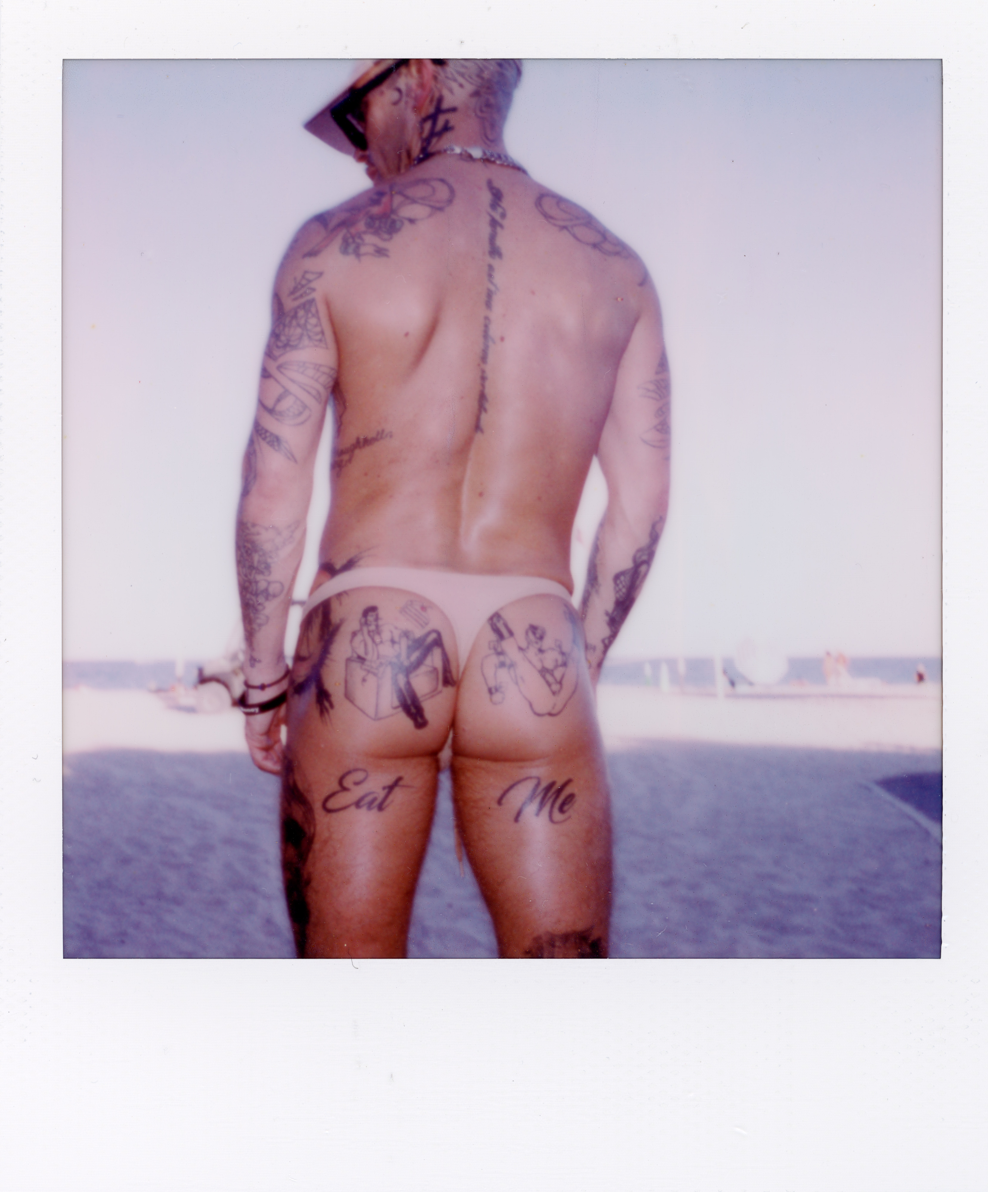 Miami 2022 Polaroid 089, a one-of-one instant photograph made in Miami, Florida, 2022 by Robert Andy Coombs.
